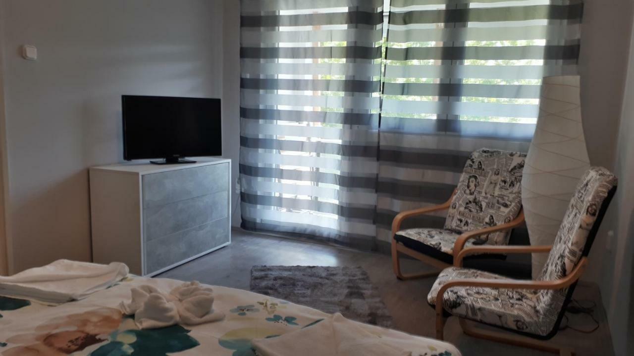 Apartament Angi Apartman- Nagyszeru Elhelyezkedes, Vendegkozpontu Szallashely-Szolgaltatas Harkány Zewnętrze zdjęcie